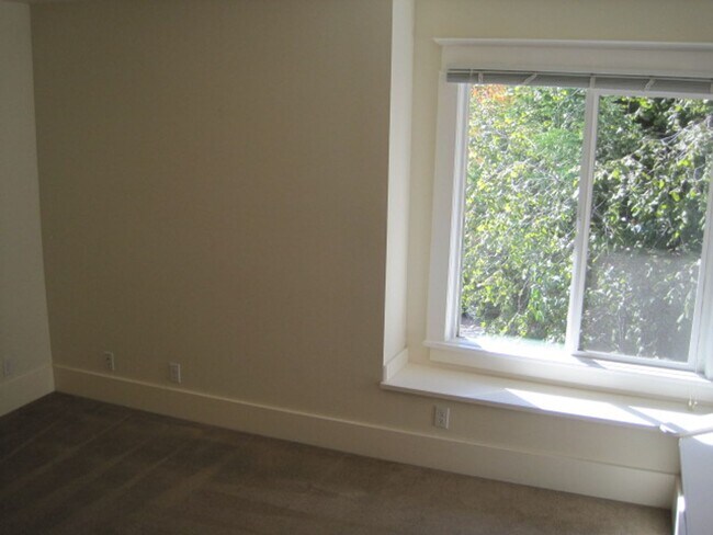 Foto del edificio - 4736 18th Ave NE
