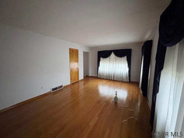 Foto del edificio - 469 Duwell St