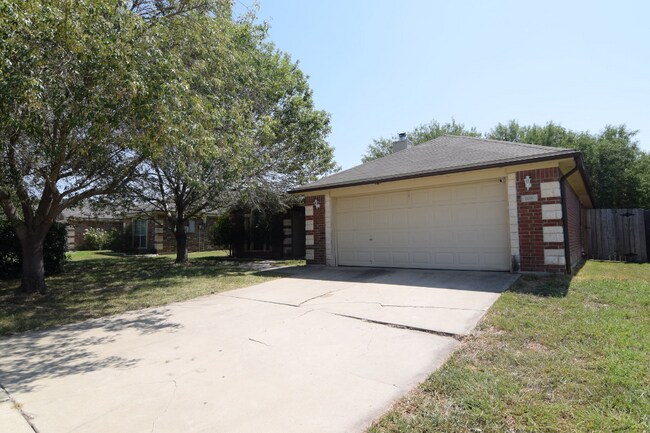 Building Photo - 106 Nolan Ridge Dr