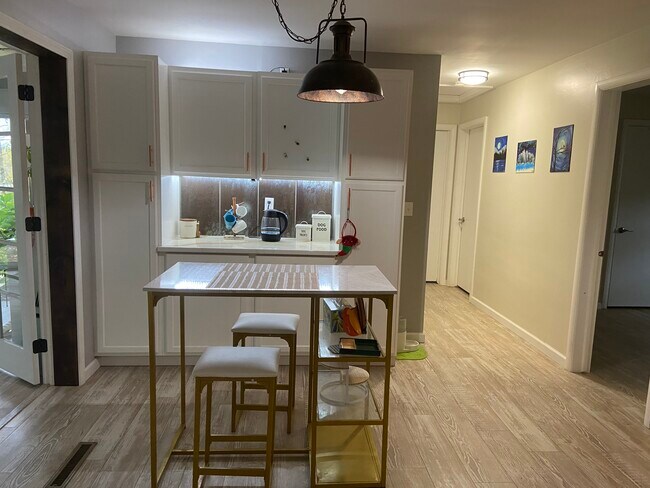 Foto del edificio - 9106 Ontario St NW