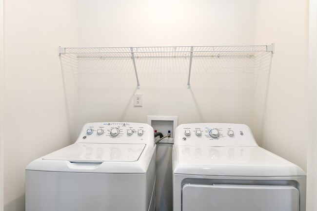 Full Sized Washer and Dryer - Summerwell Parkway Village