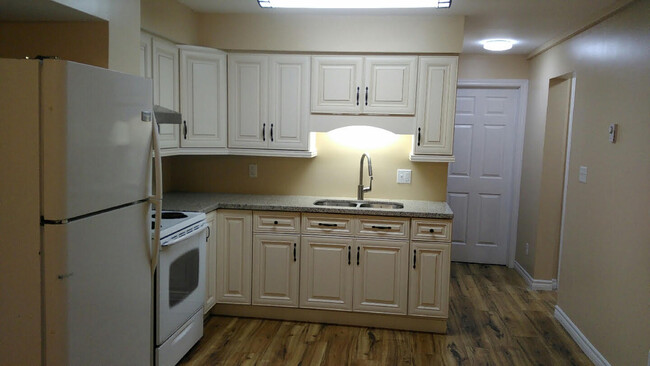 Kitchen Upgrade Wood n and Lazy Susan - 1401 Townline Rd