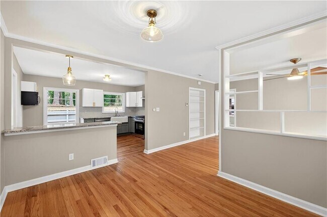 Foto del edificio - 2907 Cloverhurst Dr