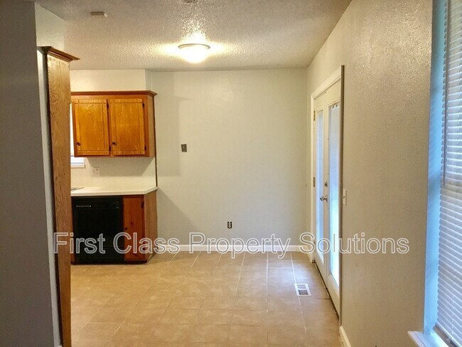 Foto del edificio - 9725 NE 2nd St