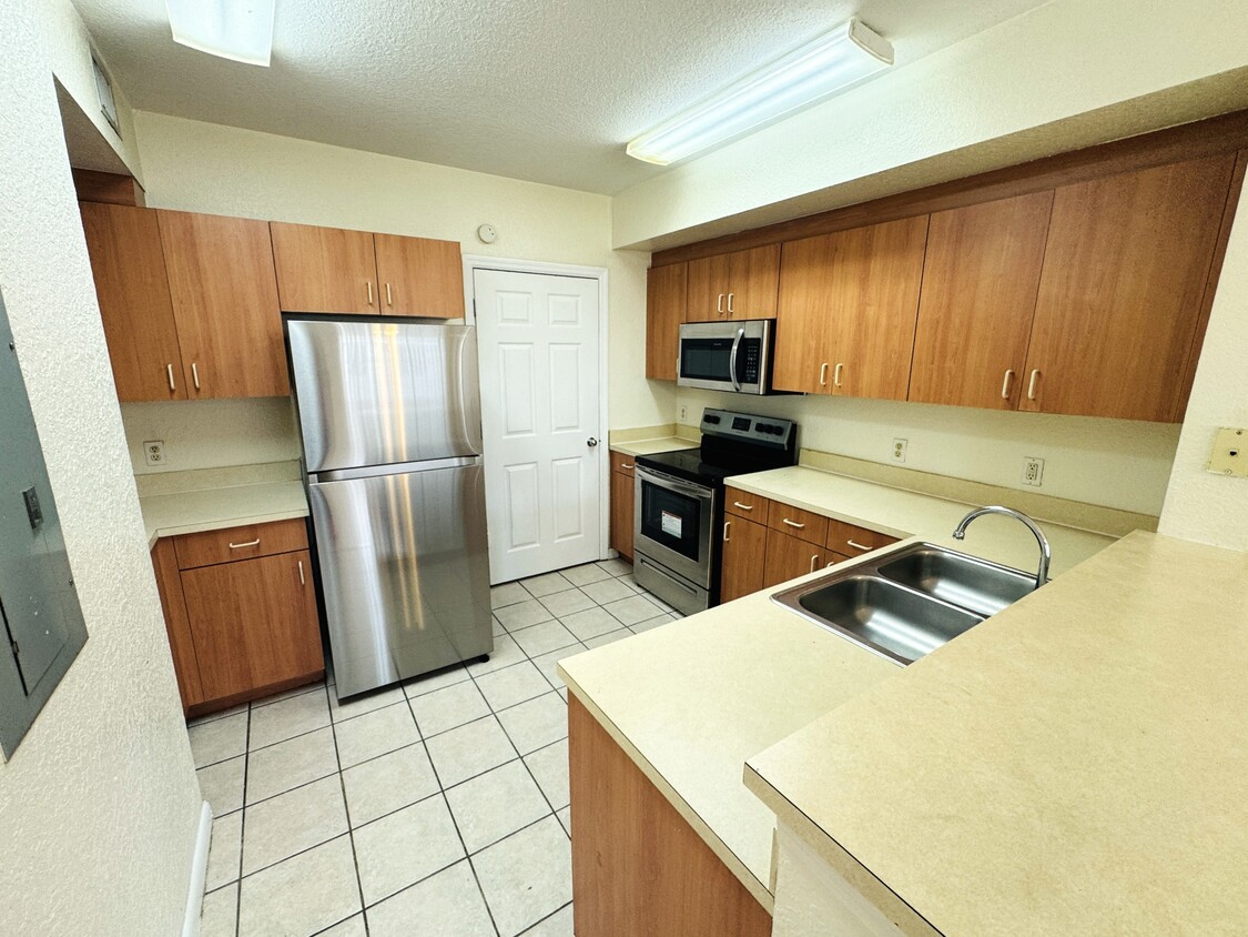 Photo - 705 Belmont Ln (North Lauderdale, FL)