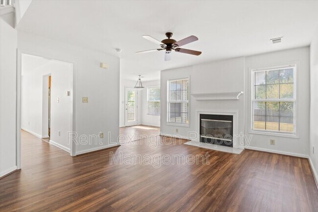 Building Photo - 3697 Winthrop Dr