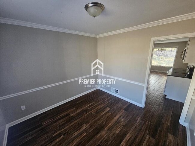 Building Photo - 1635 Brierbrook Rd