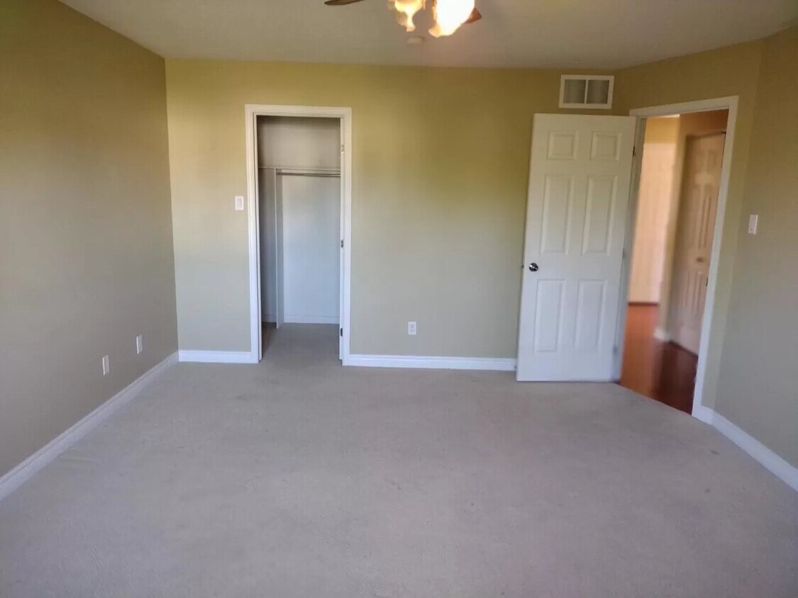 Photo principale - 174 Lamplighters Dr