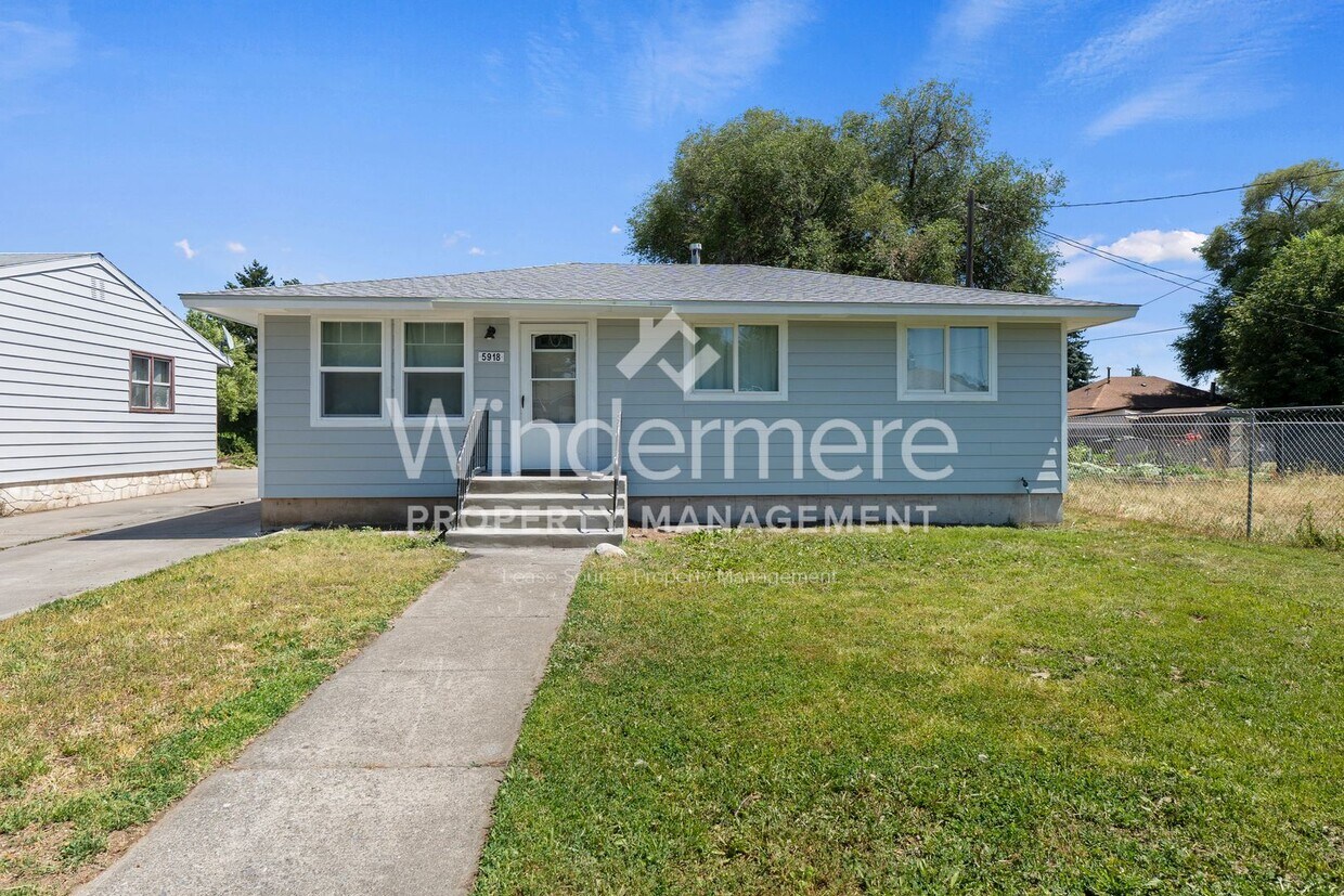 Primary Photo - Welcome to this charming 3-bedroom, 1-bath...