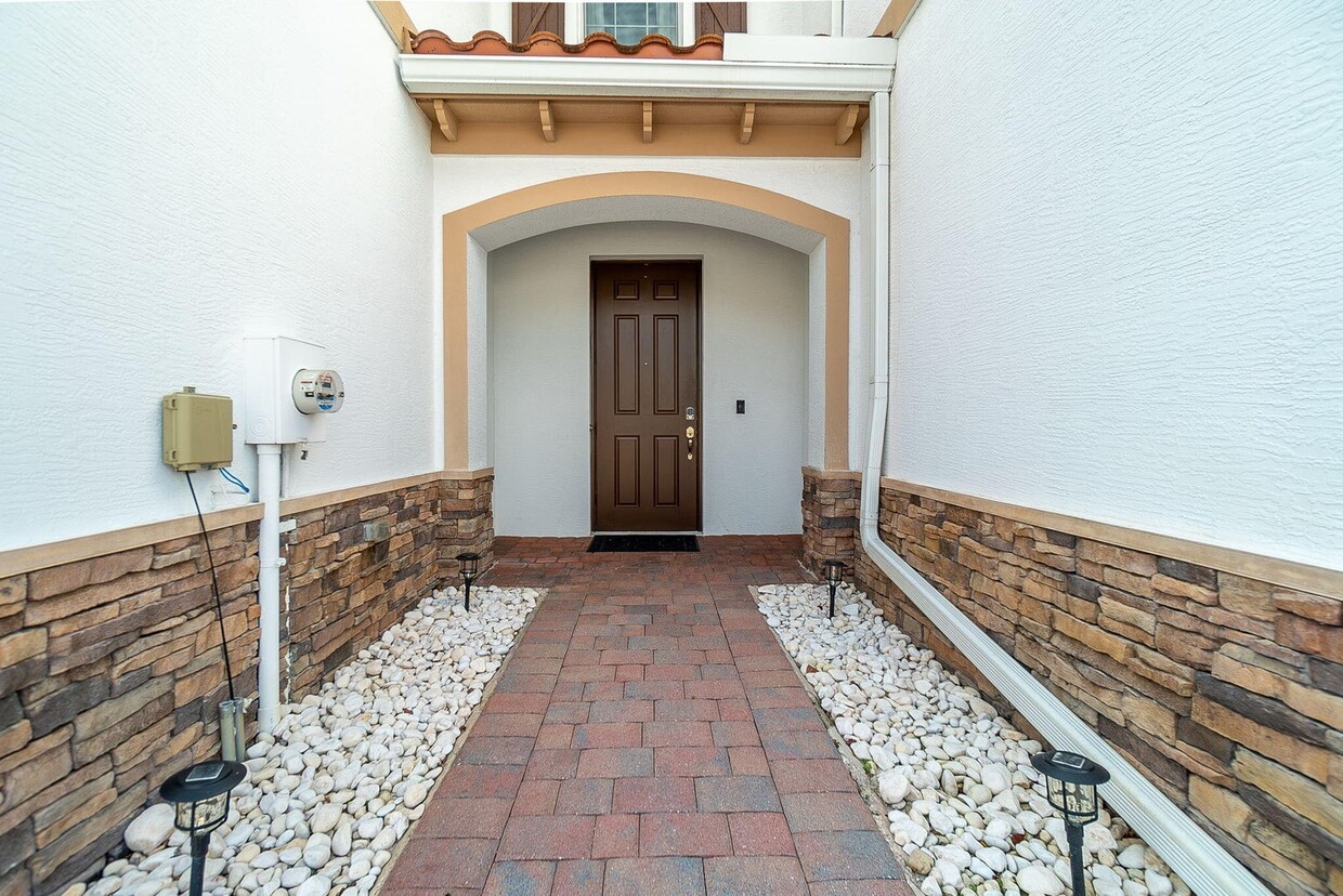 Foto principal - 5060 Ashley River Rd