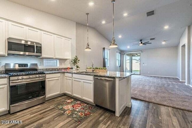 Foto del edificio - 12480 W Myrtle Ct