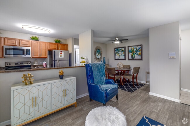 Living Room - Clover Ridge East Apartments