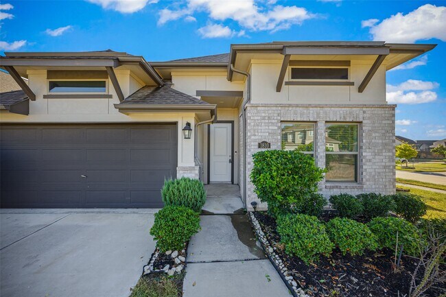 Foto del edificio - 1810 Winston Store Lp