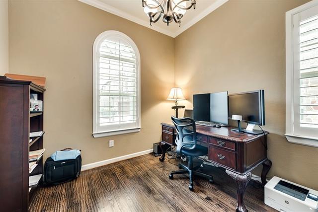 Foto del edificio - 2021 Garden Park Ct