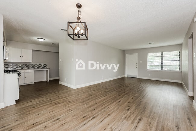 Building Photo - 129 Baron Pl