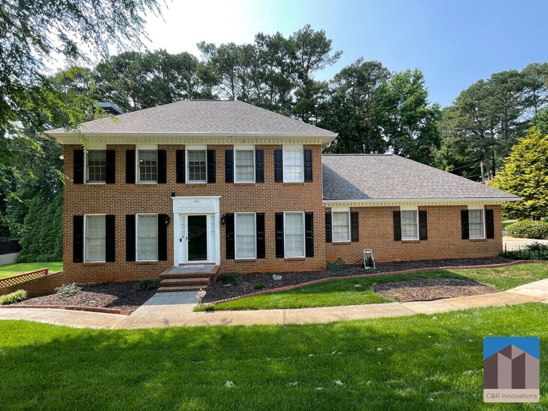 Foto principal - 1501 Eryn Cir