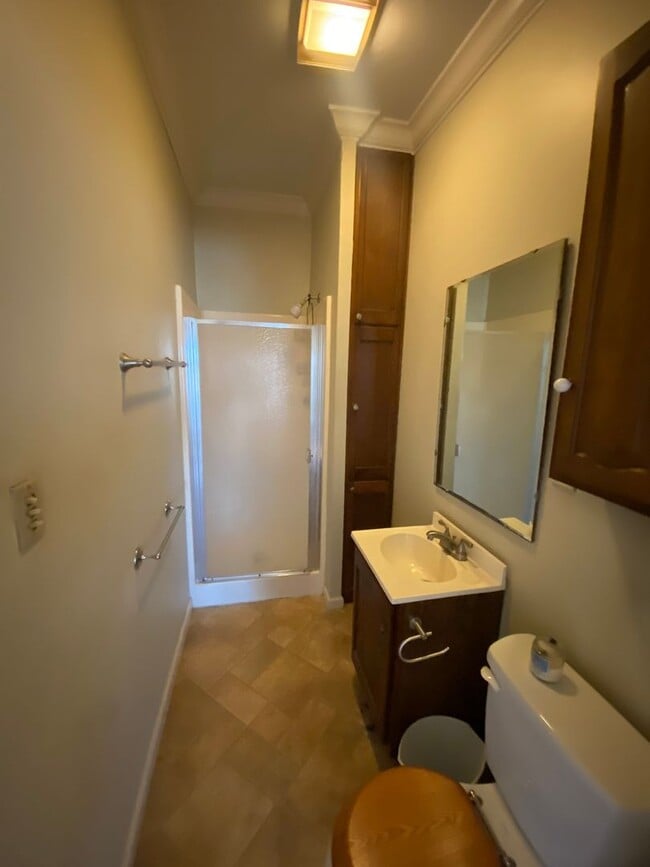 Foto del edificio - 105 W Cherry Ave