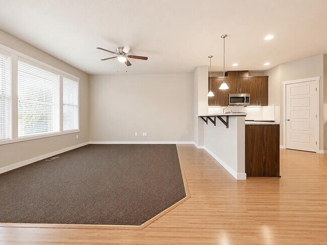 Foto del edificio - 7214 Hayworth Ave NE
