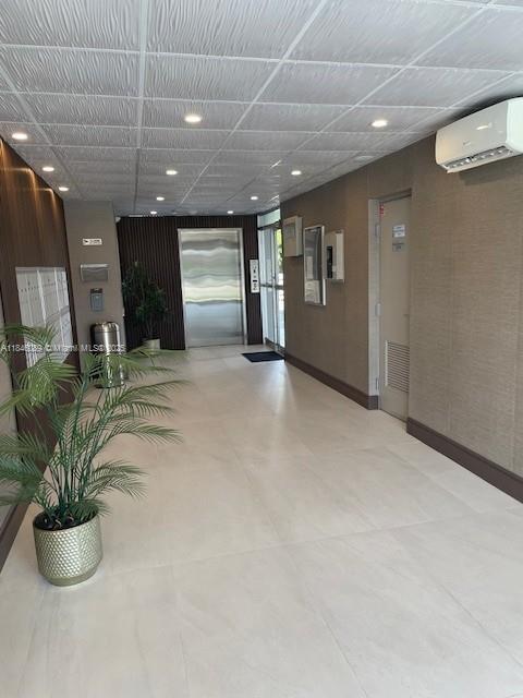 Building Photo - 1400 SW 27th Ave
