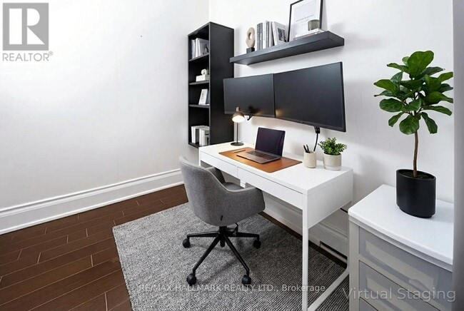 Photo du bâtiment - 131 Upper Duke Crescent