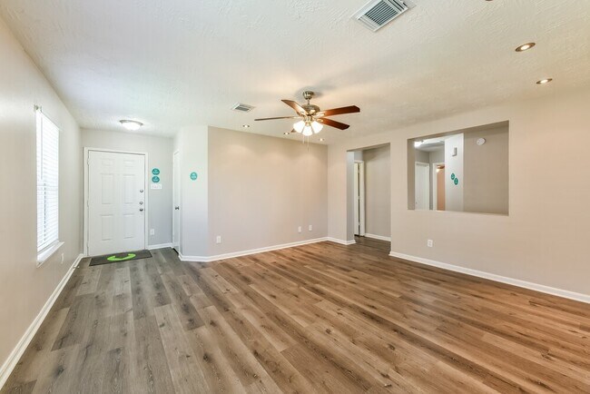 Foto del edificio - 10247 Country Squire Blvd