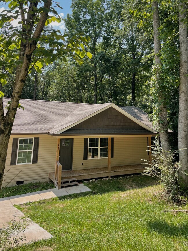 Foto del edificio - 522 Mill Creek Rd