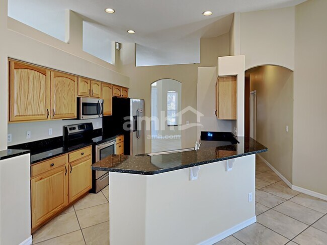 Building Photo - 3106 43rd Ave E