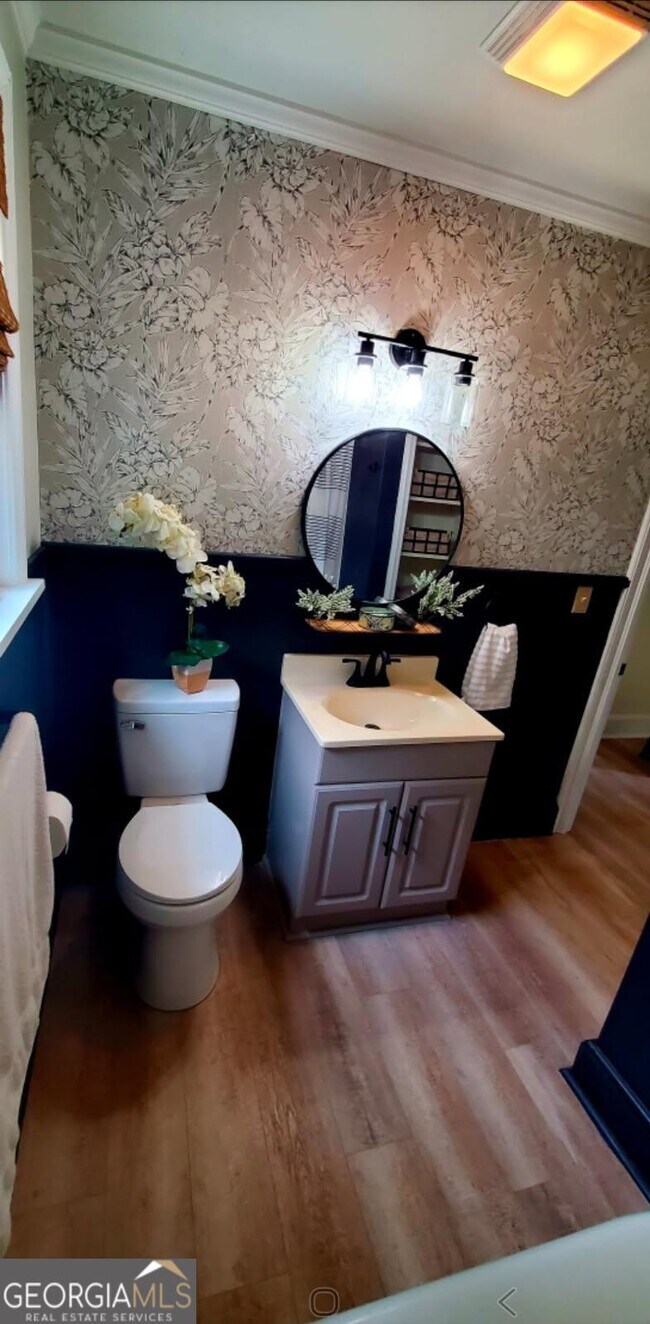 Foto del edificio - 219 Sylvan Heights Dr