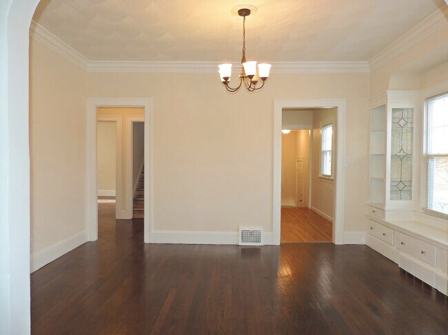 Building Photo - 4 Bed - 2 Full Bath Cape Cod for Rent in S...