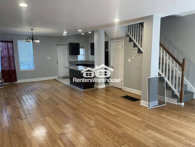Foto del edificio - 711 Edgewood St