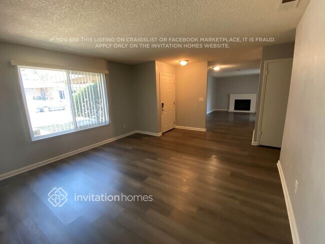 Building Photo - 2159 Greenfield Dr