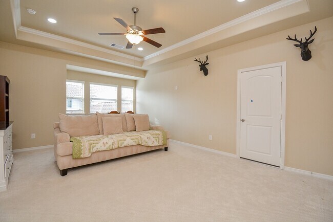 Foto del edificio - 6302 Kennedy Hills Ct