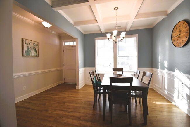 Foto del edificio - Coming Soon: Two Weeks Rent Free! 4 Bedroo...
