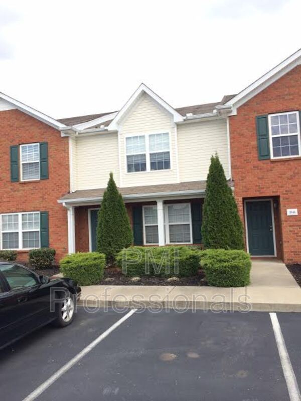 3846 Chippewa Pl, Murfreesboro, TN 37128 Townhome Rentals in
