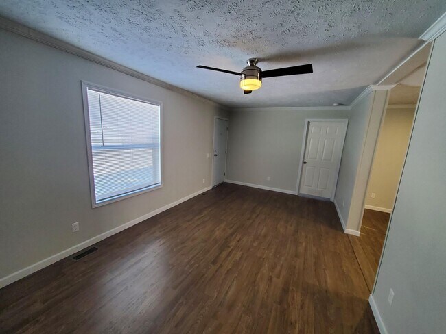 Foto del edificio - 8 Swallow Ct