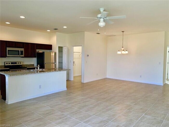 Foto del edificio - NW Cape Coral Single Family Home