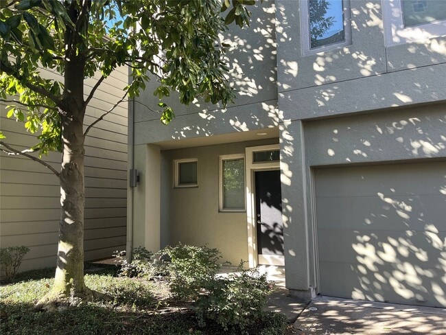 Foto del edificio - 4338 Center St