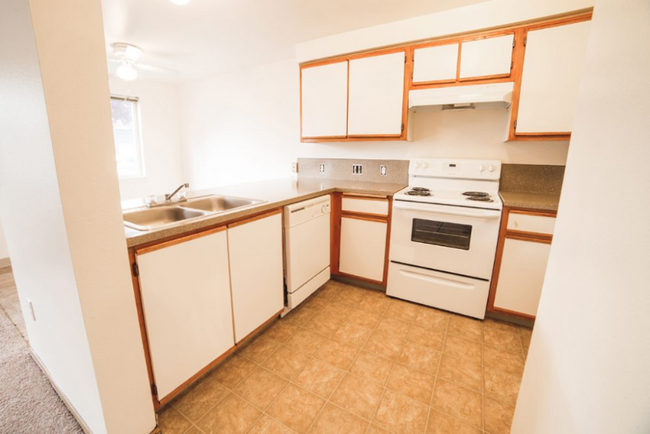Foto del edificio - 2820 Fisher Rd NE