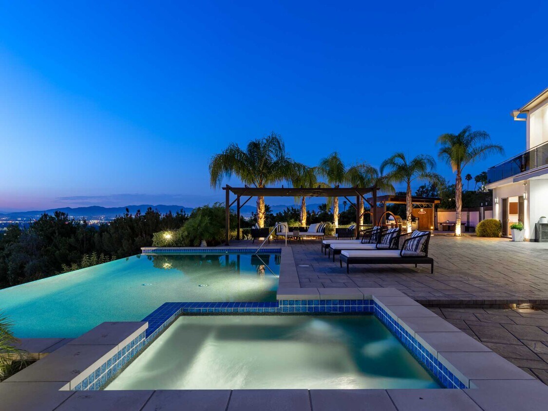 16662 Diamante Dr, Encino, CA 91436 House Rental in Encino, CA