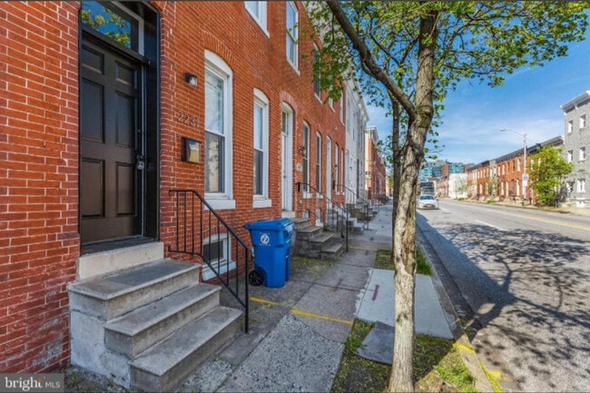 Building Photo - 2231 Orleans St