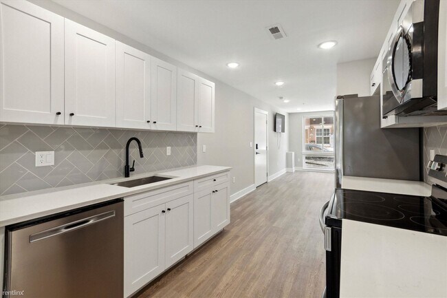 Foto del edificio - 5 br, 4 bath Duplex - 1914 N Gratz St Unit A