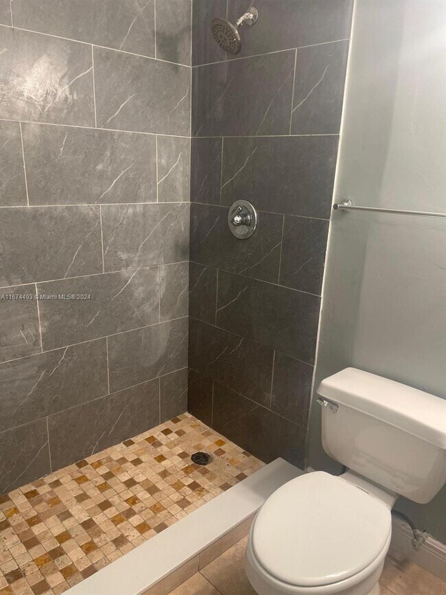Foto del edificio - 7380 NW 38th St
