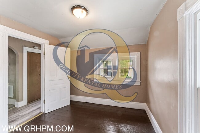 Foto del edificio - 613 N Granger St