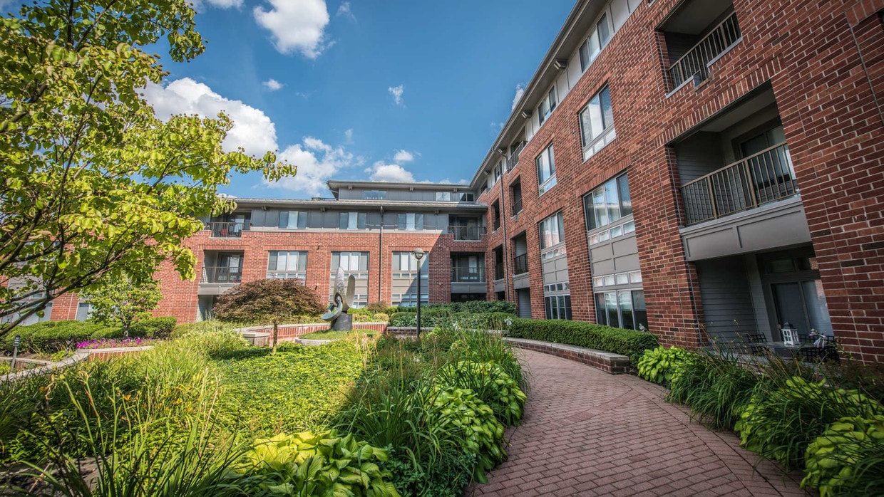 Watertown Square Apartments 20 Watertown St Watertown, MA