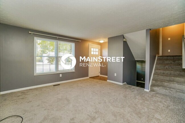 Foto del edificio - 3 Bedroom Pet-Friendly Home in COLUMBUS, OH with Main Street Renewal