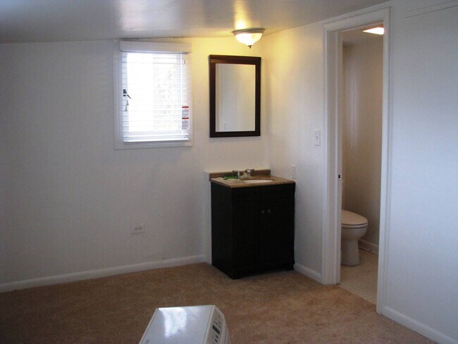 Foto del edificio - PENDING LEASE Foxhaven Farm Cottage