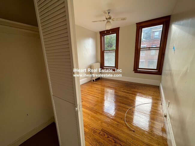 Foto del edificio - 338 K St