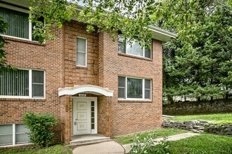 Building Photo - 6640 Military Ave