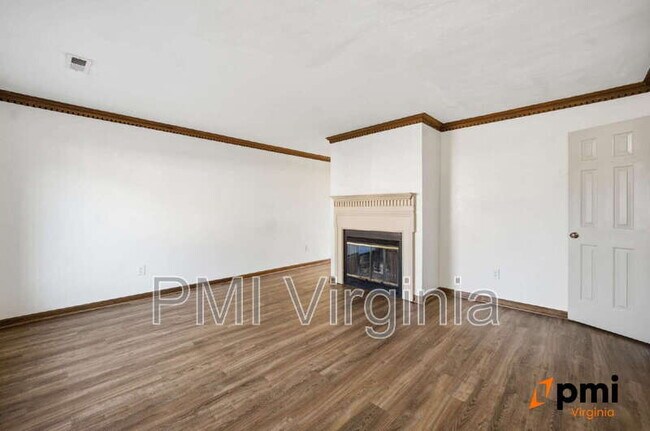 Foto del edificio - 705 Mill Landing Rd