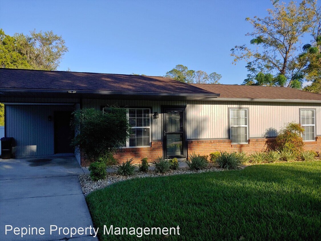 Foto principal - 3 br, 1.5 bath House - 10833 SE 52nd Ave